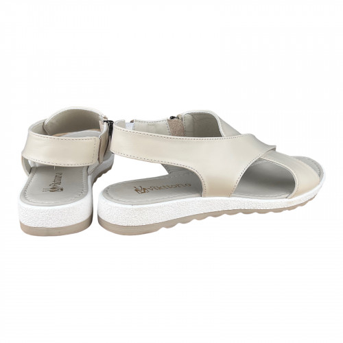 Босоножки Женские кожаные VIKTTORIO Лена белый