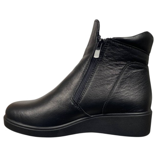 Черевики жіночі шкіряні SCORPION 2140 чорні байка