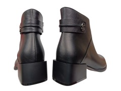 Черевики жіночі шкіряні ILONA 854/456 01 каблук чорні байка