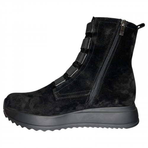 Ботинки женские замшевые ELVIX 1096 черный мех