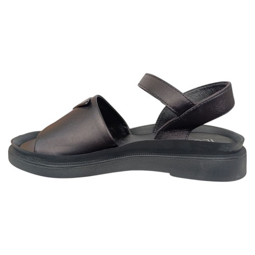 Босоножки женские кожаные ILONA 194/219 01 черные