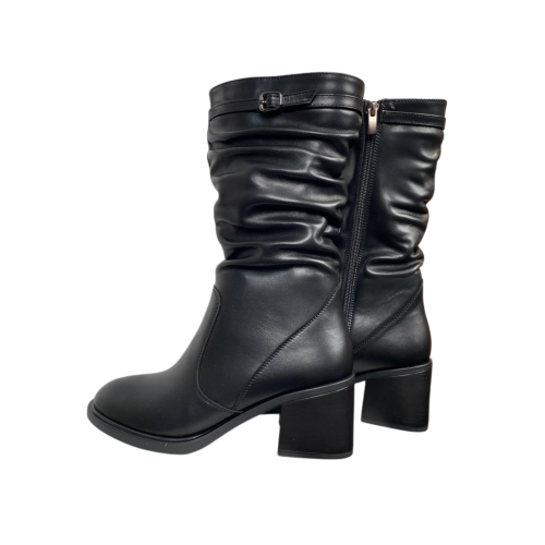 Чоботи жіночі шкіряні KATRIN 707 01 чорні хутро каблук