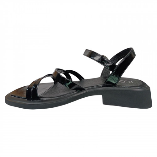 Босоножки женские кожаные лак ILONA 478/517 01 черные 