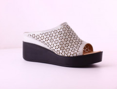 Шльопанці Жіночі шкіряні LSD 736 131 53