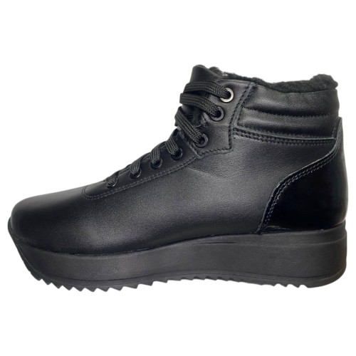 Ботинки женские кожаные BL-SISTEM 688 01 черный мех