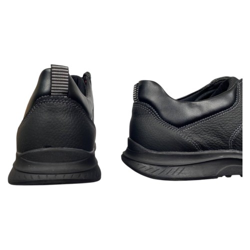 Кроссовки мужские кожаные GULLIVER М37 01 черные