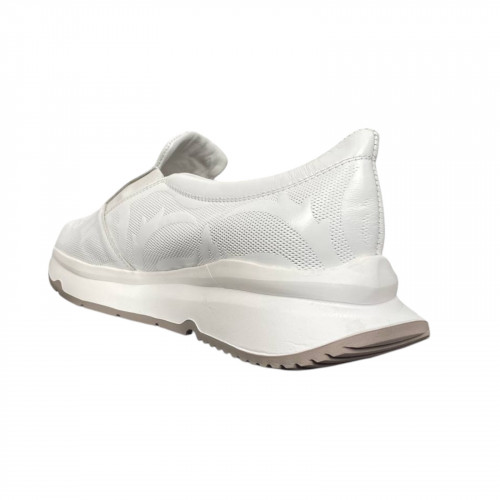 Туфли женские кожаные MADAM 2218 белые