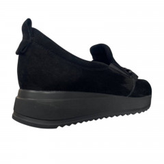 Туфли женские замшевые MADAM 2204 черные