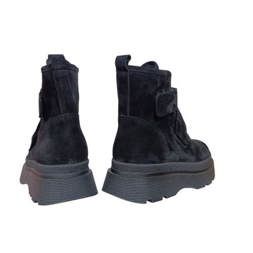 Ботинки женские замшевые ILONA 592/821 01 черный мех