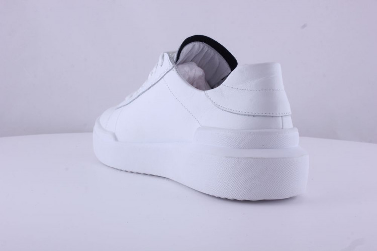 Кроссовки Женские кожаные DITAS 125 белый