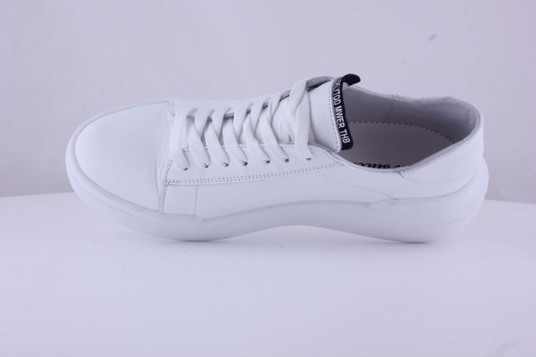 Кроссовки Женские кожаные DITAS 125 белый