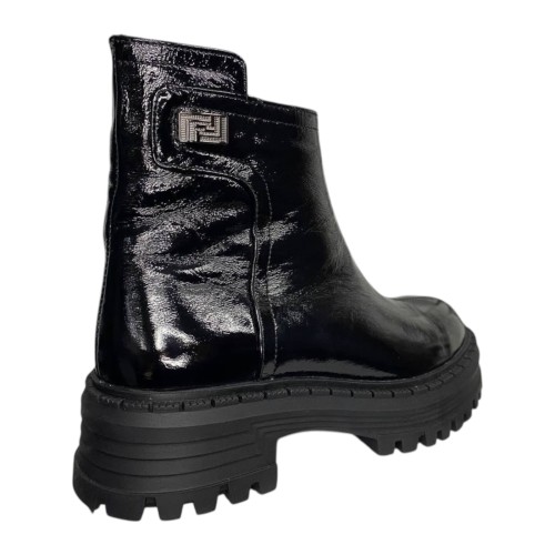 Черевики жіночі шкіряні лак TEMP Меган 2 01 чорний хутро