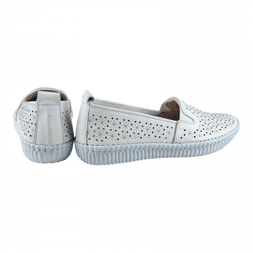 Балетки Женские кожаные CANBERK 8002 05 белый