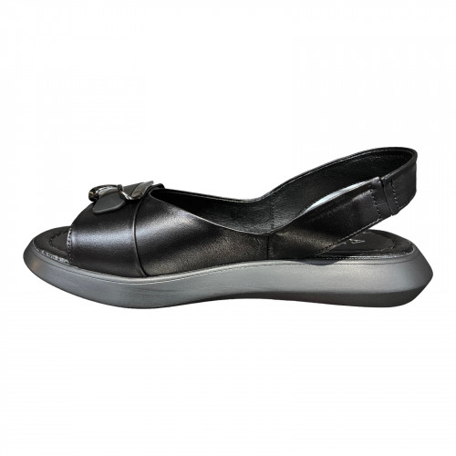 Босоножки Женские кожаные AURIS 372 черный