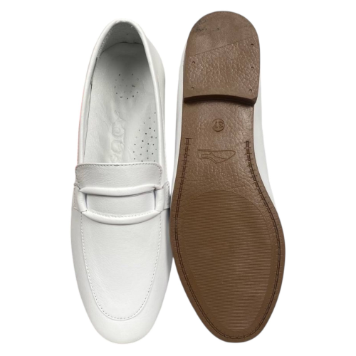 Лоферы женские кожаные ATO 04515 05 белые