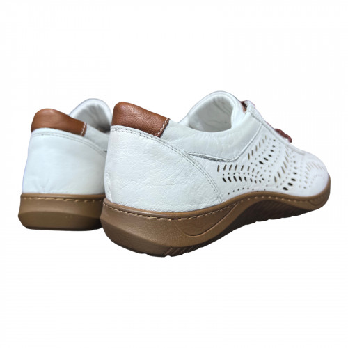 Мокасины Женские кожаные CUDO 2058/2 белый