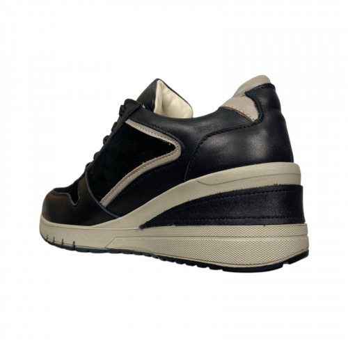 Кроссовки женские кожаные VLADEKS 1279 01 черные