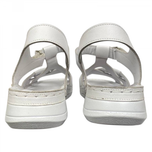 Босоножки женские кожаные Scorpion 401/36 белые