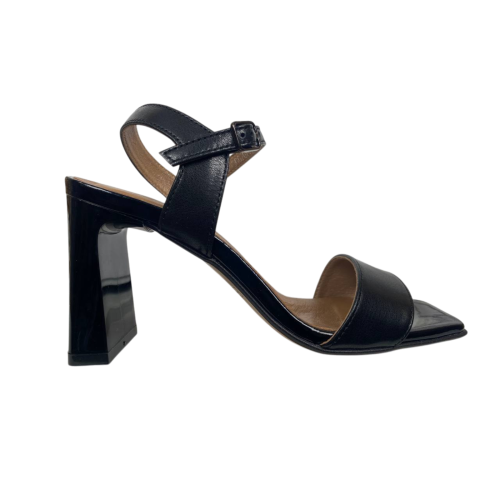 Женские кожаные босоножки ILONA 996/872 черные каблук