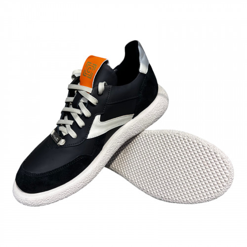 Кроссовки Женские кожаные GORNELIA 249/1 черно/молочный