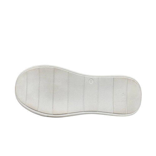 Кроссовки женские кожаные CAMELLIA 218 05 белые