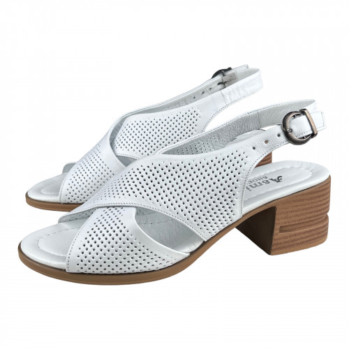 Босоніжки Жіночі шкіряні ASMIN 404 білий