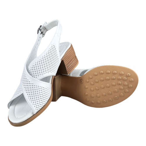 Босоніжки Жіночі шкіряні ASMIN 404 білий