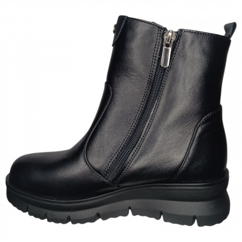 Черевики жіночі шкіряні BLESSO Т3 01 чорний хутро 