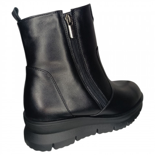 Черевики жіночі шкіряні BLESSO Т3 01 чорний хутро 