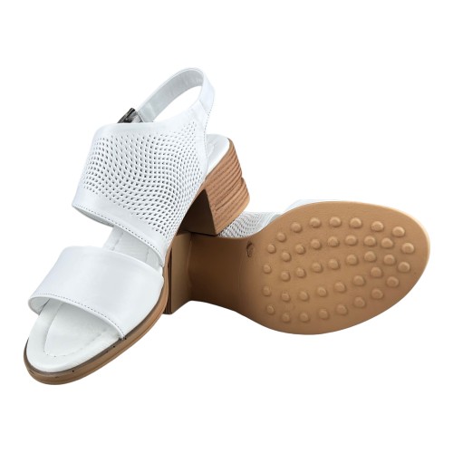 Босоніжки Жіночі шкіряні ASMIN 400 білий