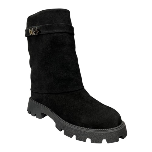 Замшевые сапоги женские DIANA D-157/940 черный мех 