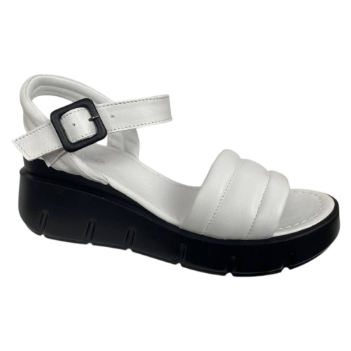 Босоніжки жіночі шкіряні BLESSO C306 05 білі