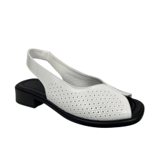 Босоножки женские кожаные FOOT STEP 488 05 белые