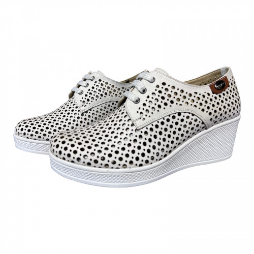 Снікери Жіночі шкіряні VIOLETA 121 05 білий