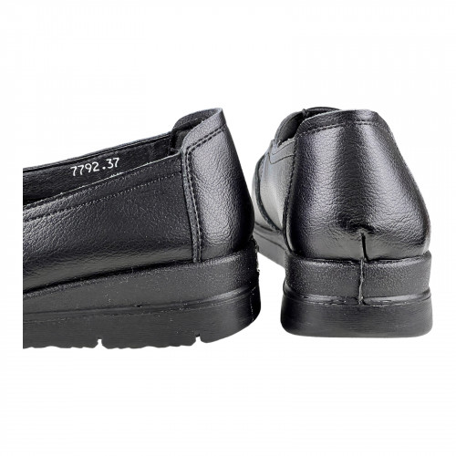 Туфли Женские кожаные GUKKER 7792 черный