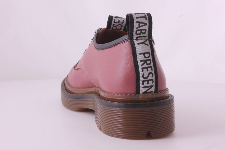 Оксфорди Жіночі шкіряні TIFANI Конт брус