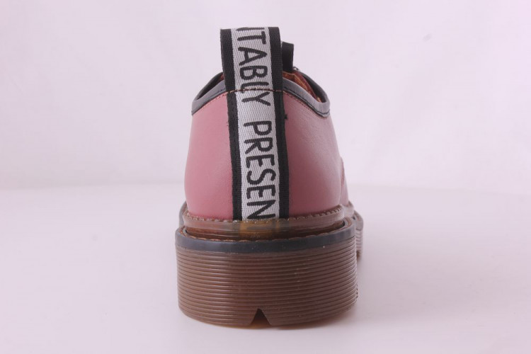 Оксфорди Жіночі шкіряні TIFANI Конт брус