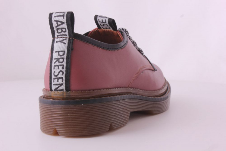 Оксфорди Жіночі шкіряні TIFANI Конт брус