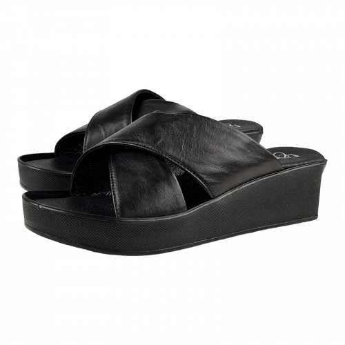 Шльопанці Жіночі шкіряні ILONA 326/S45 чорний