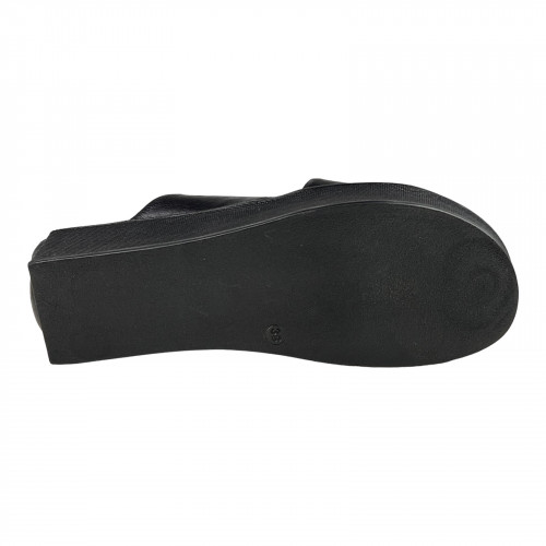 Шльопанці Жіночі шкіряні ILONA 326/S45 чорний