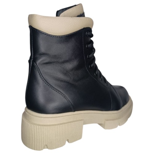 Ботинки женские кожаные ELVIX 1094 черный мех