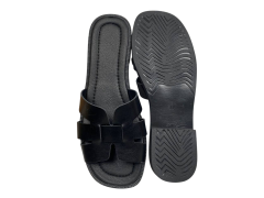 Шлепки женские кожаные FOOT STEP 217 01 черные