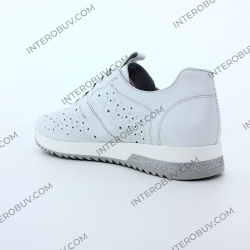 Кросівки Жіночі шкіряні MADAM 5320 8 перфорація