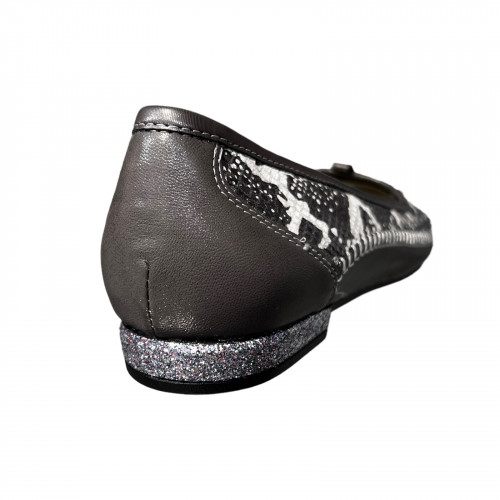 Балетки Женские кожаные MADAM 5012 28