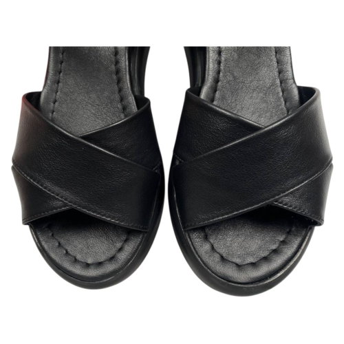 Босоніжки жіночі шкіряні BLESSO C231 01 чорні