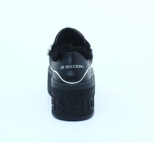 Кроссовки Женские кожаные DITAS M178 F черный мех