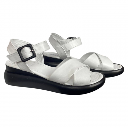 Босоніжки жіночі шкіряні  BLESSO C231 05 білі