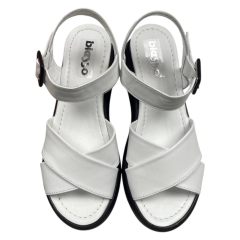 Босоножки женские кожаные BLESSO C231 05 белые