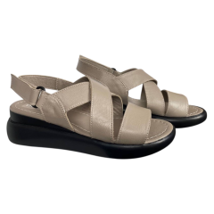 Босоніжки жіночі шкіряні BLESSO C12 бежеві