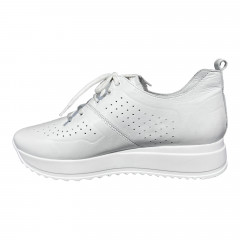 Кроссовки Женские кожаные MADAM 2209 белый